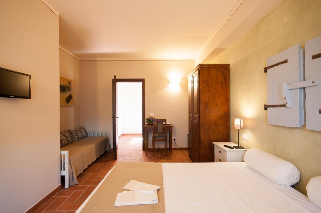 Agriturismo Borgo Tra Gli Olivi Кастильон-Фьорентино Номер фото