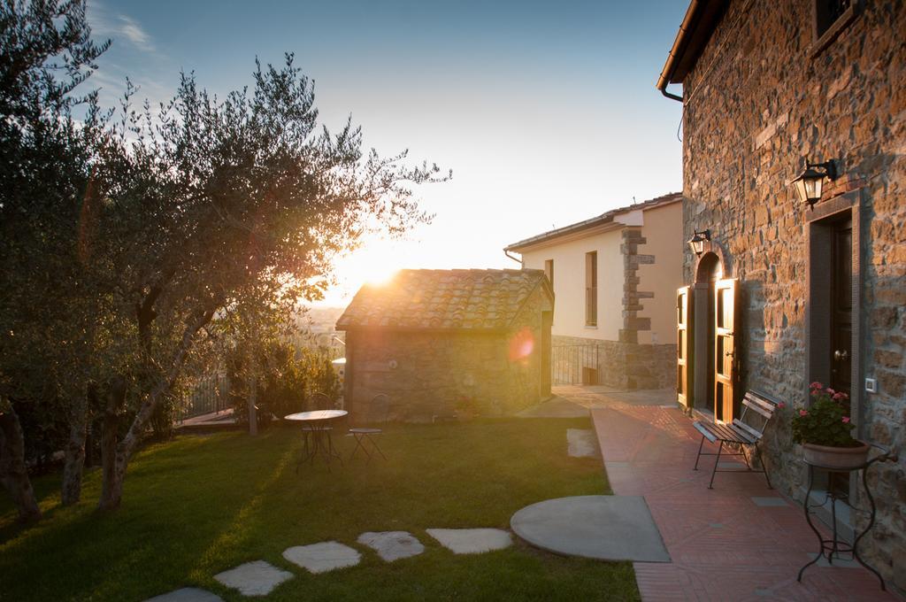 Agriturismo Borgo Tra Gli Olivi Кастильон-Фьорентино Экстерьер фото