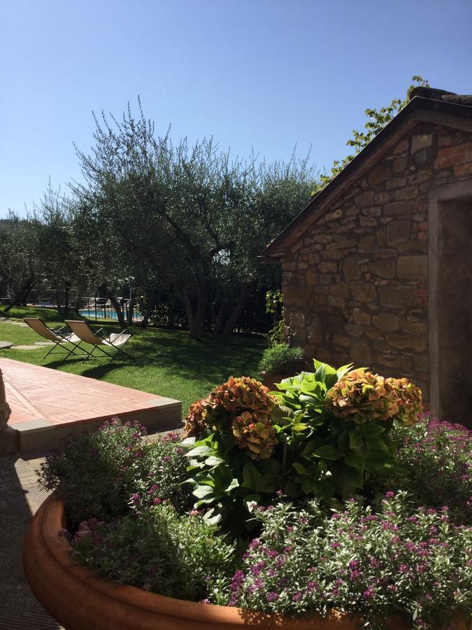 Agriturismo Borgo Tra Gli Olivi Кастильон-Фьорентино Экстерьер фото