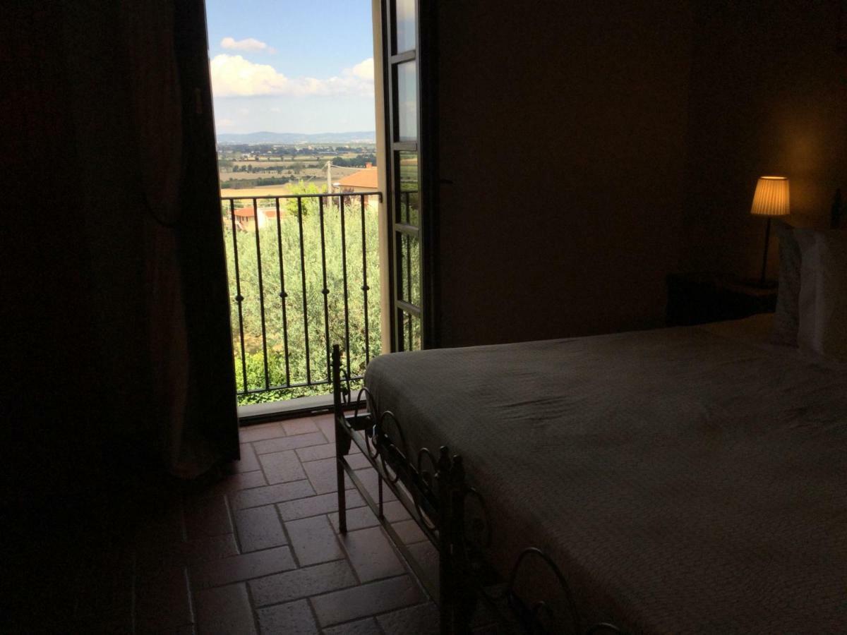 Agriturismo Borgo Tra Gli Olivi Кастильон-Фьорентино Экстерьер фото